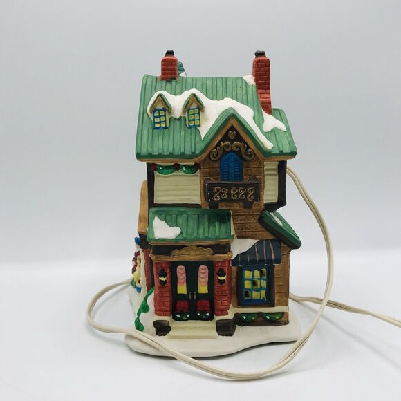 Christmas Streets Collection Handpainted Porcelain House "Doll Shop” 2004 Read - Picture 4 of 7